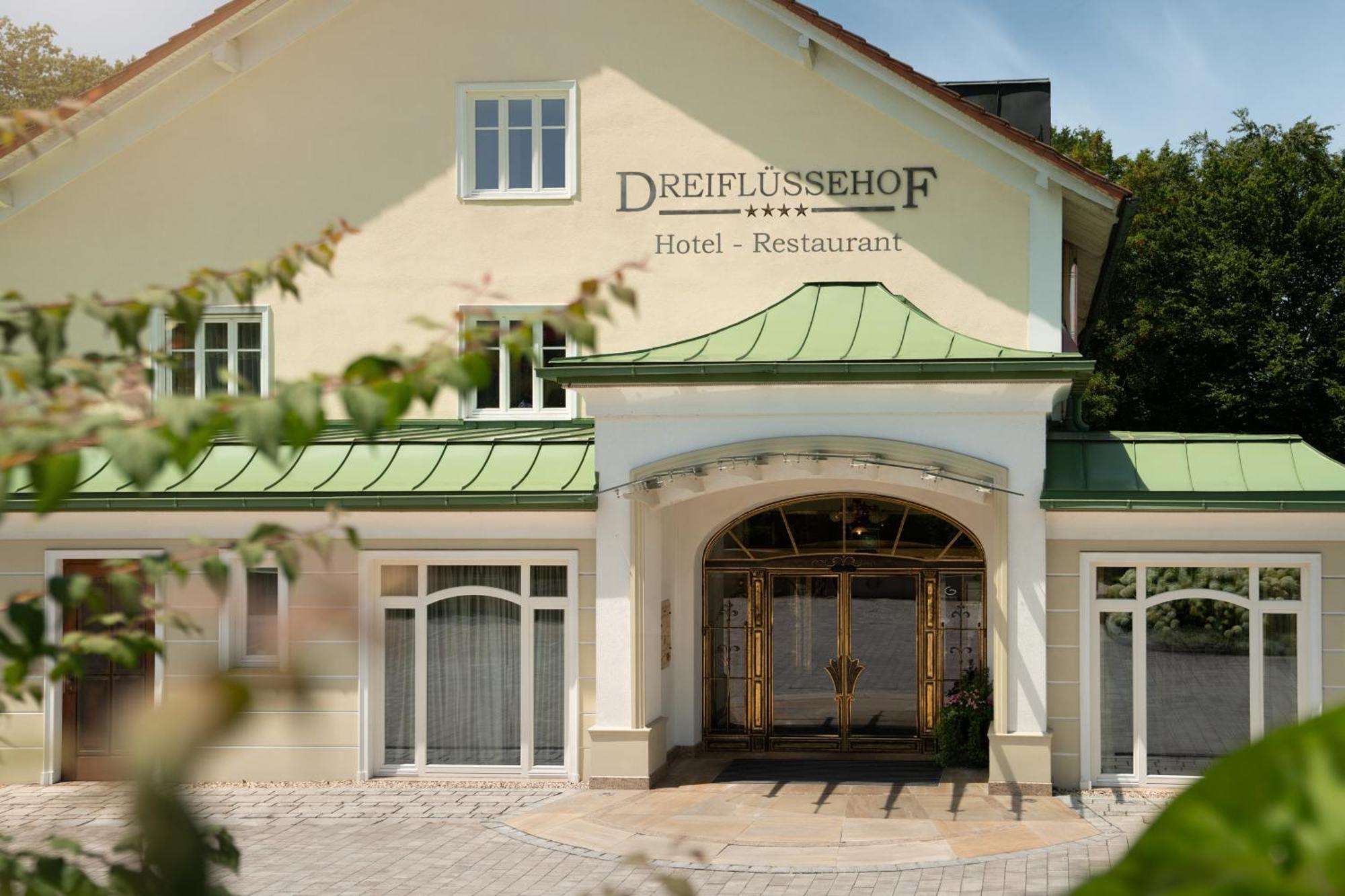 Hotel Dreiflüssehof Passau Exterior foto